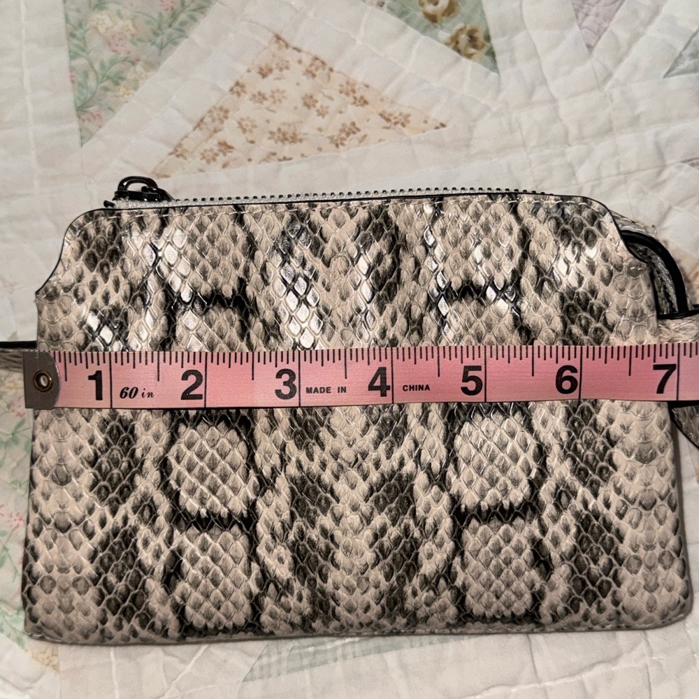 Snakeskin Print Crossbody Wallet Bag Neutral Vegan Leather - Picture 9 of 11